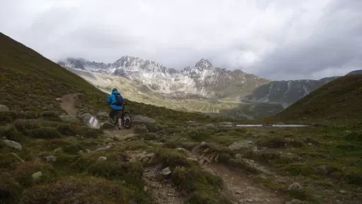 Mountainbike TourEs-cha Hütte SAC Tour-Bild Es-cha Hütte SAC