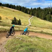 Bild Bikerberg Flumserberg - blau bis tiefschwarz 3 
