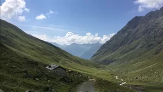 Themenbild Tuoi-Hütte SAC und Lai Blau